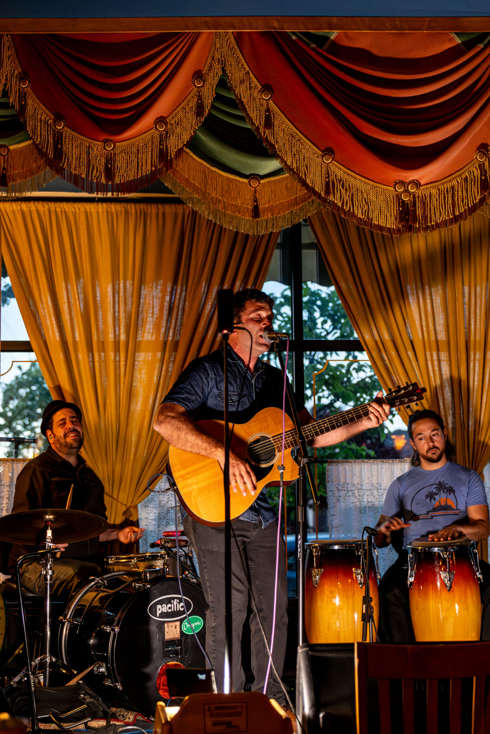 News Ringer Ringer & The Bells - Pickathon